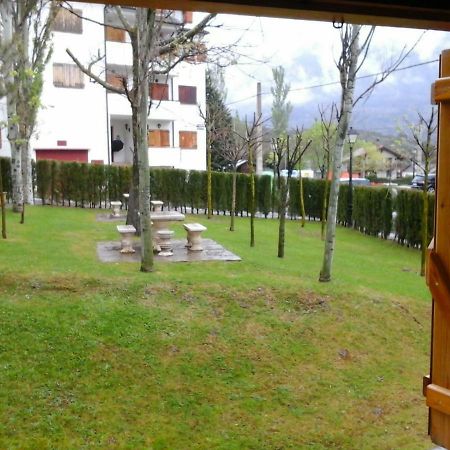 Apartamento Modesto En Las Montanas Del Pirineo Aragones En Alquiler Altruista Economico Villanúa Buitenkant foto